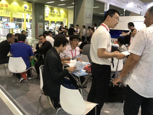 CeMAT ASIA logistics exhibition booth in Shanghai LEEV conveyor roller